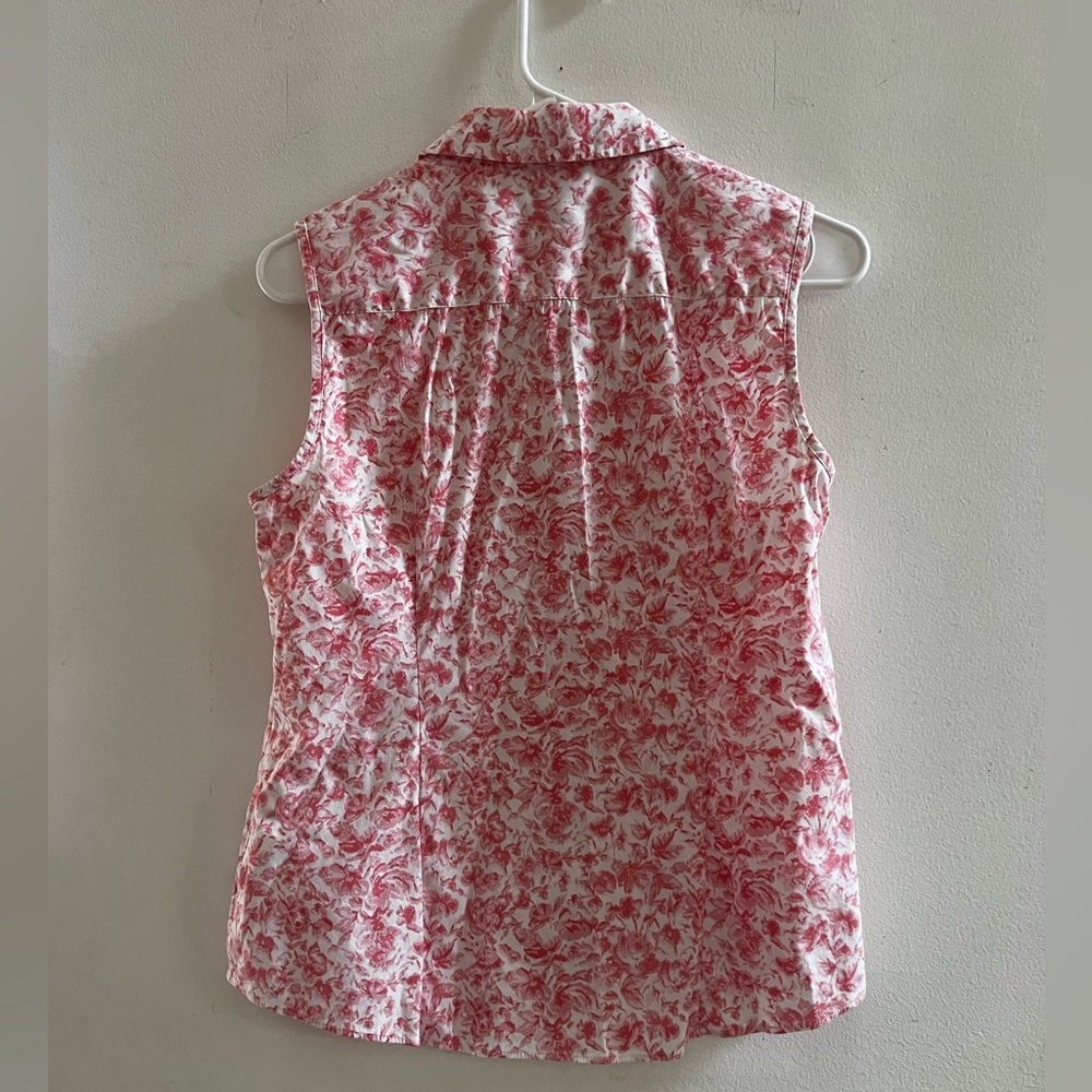 Charter Club Sleeveless Button Front Blouse Size 6 | Pink Toile Floral Top - Picture 5 of 5